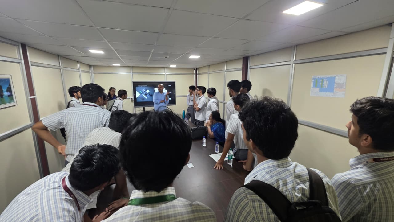 School Student Visit to Company